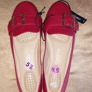New Kenneth Cole red flat shoes